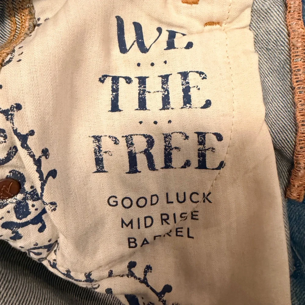 We The Free Good Luck Barrel Jeans - Picture 3 of 7